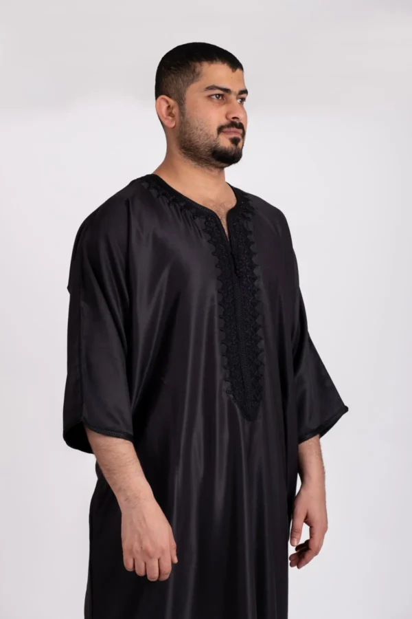 Spear Jalabiya Black