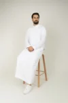 C-EM-050-Bahraini-White-1-alqamees-White-thobe_result-1.webp