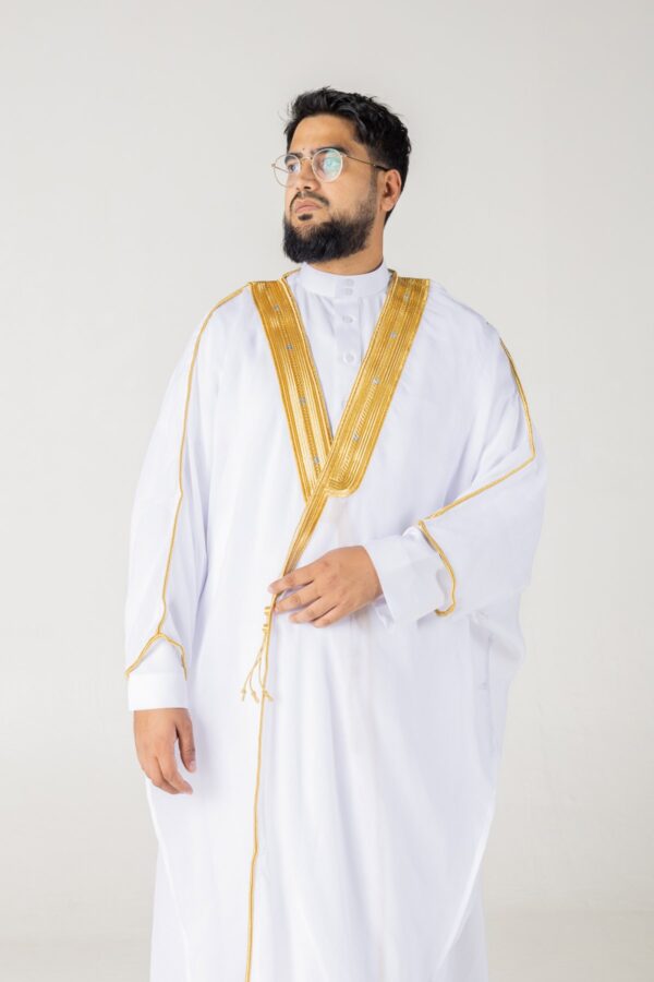 Classic Bisht (Multiple Colors)