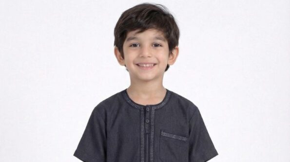 boy wearing traditional jalabiya junior style